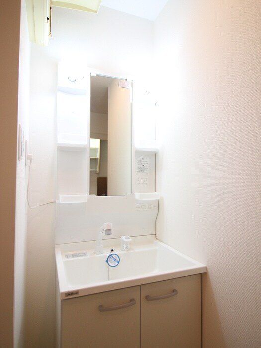 物件内観写真11　(洗面)