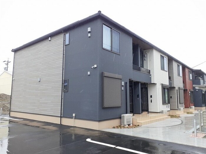 物件外観写真1　(外観写真)