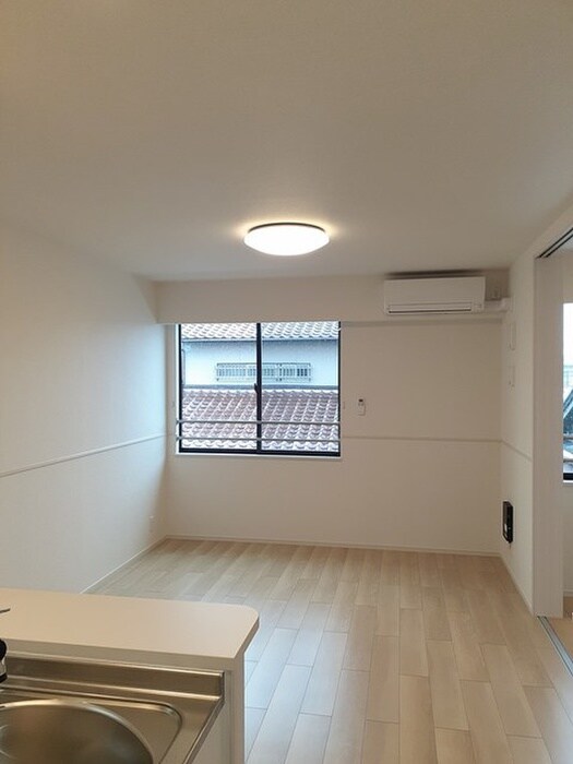 物件内観写真4　(居室)