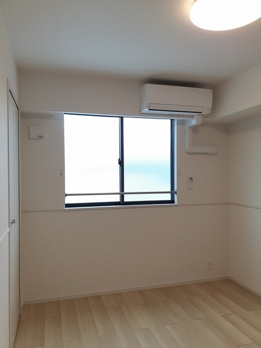 物件内観写真5　(居室)