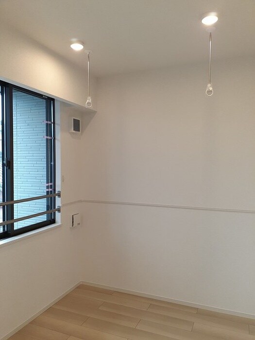 物件内観写真12　(内観写真)