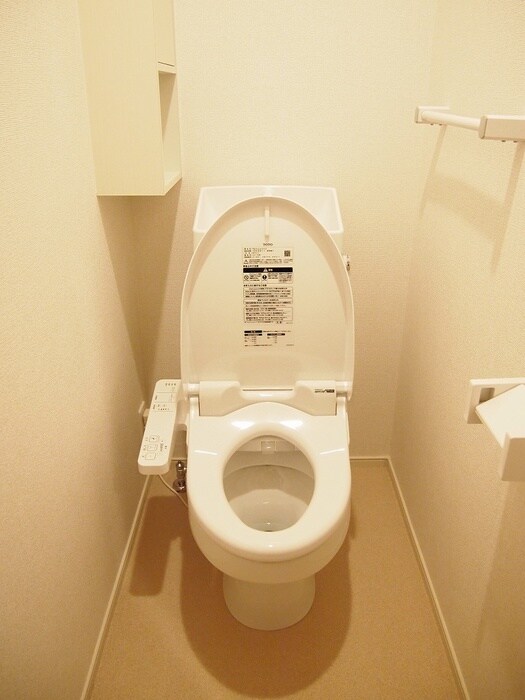 物件内観写真17　(トイレ)