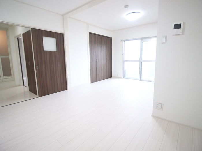 物件内観写真18　(居室)