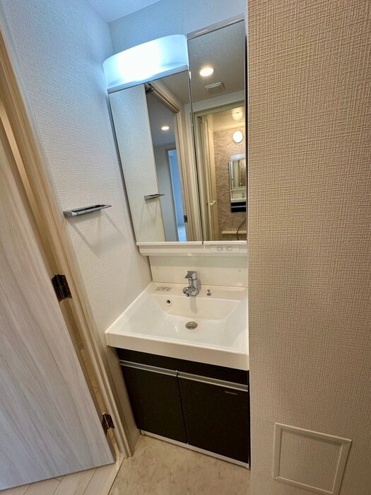 物件内観写真15　(洗面)