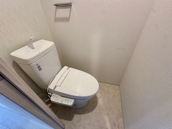 物件内観写真16　(トイレ)