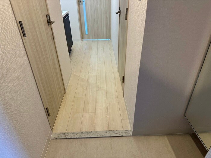 物件内観写真21　(玄関)