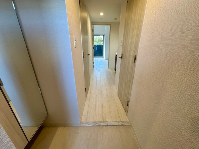 物件内観写真22　(玄関)