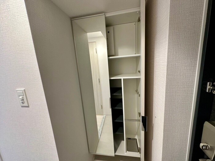 物件内観写真22　(靴箱)