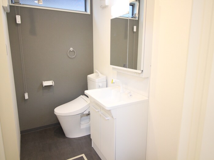 物件内観写真16　(洗面)