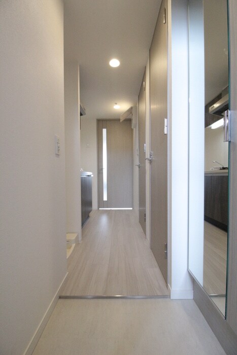 物件内観写真15　(廊下)