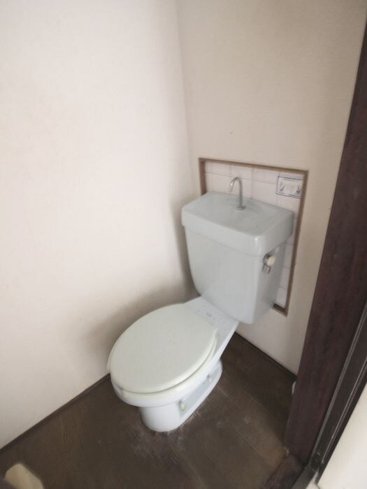 物件内観写真15　(トイレ)