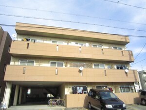 三沢第２マンションりわ外観写真