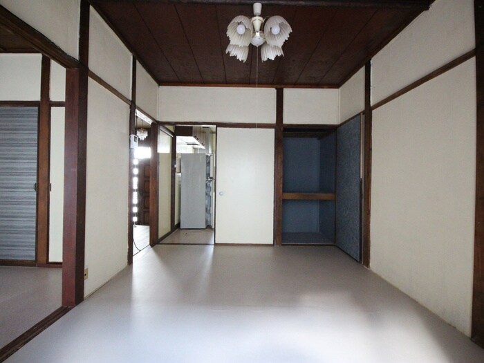 物件内観写真8　(居室)