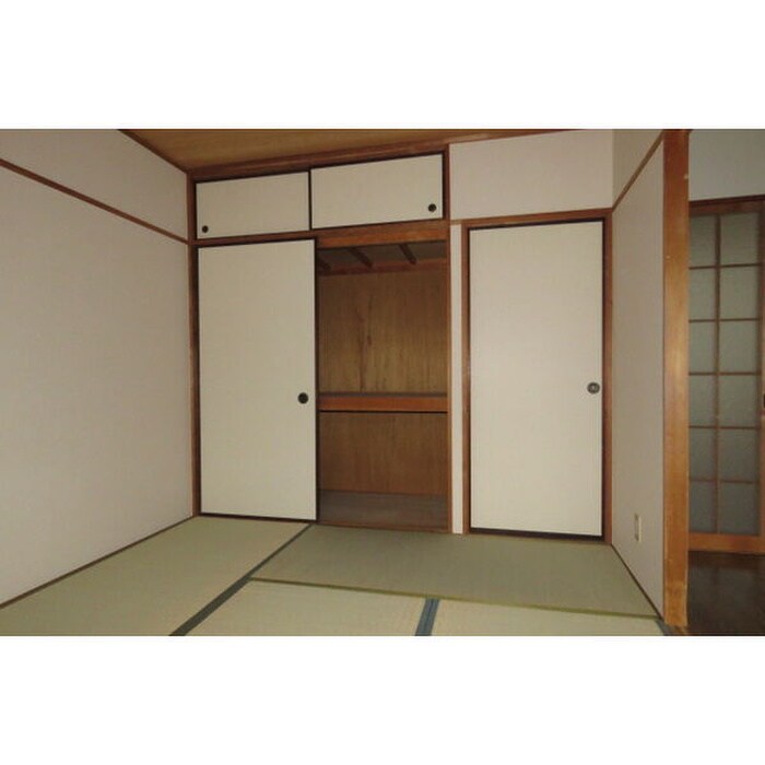 物件内観写真7　(居室)