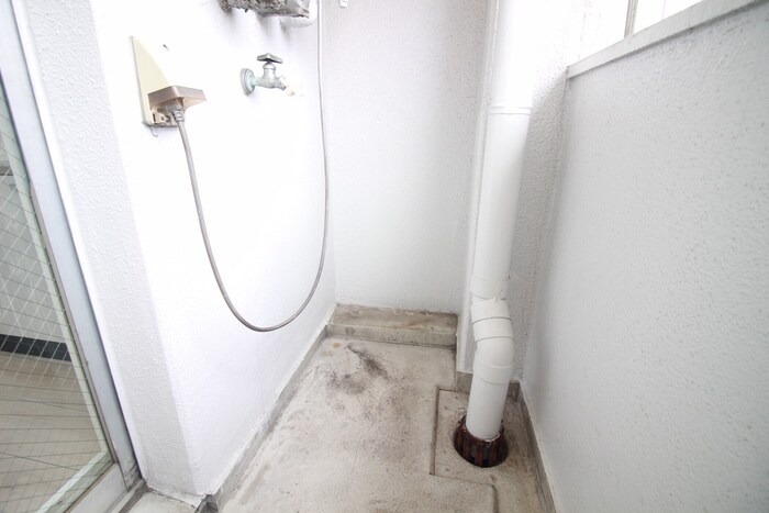 物件内観写真20　(洗濯機置場)