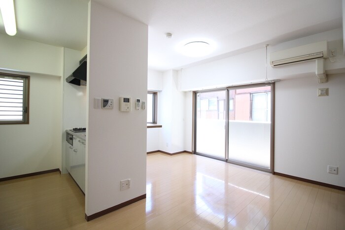 物件内観写真7　(居室)