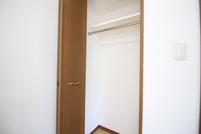 物件内観写真10　(収納)