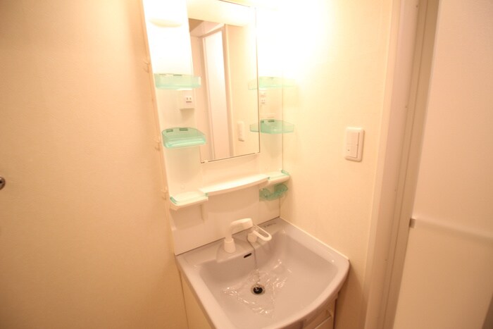 物件内観写真12　(洗面)