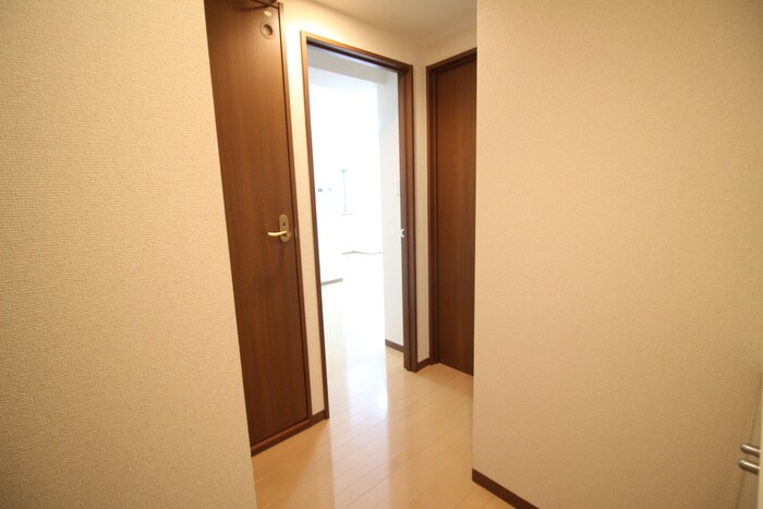 物件内観写真16　(内観写真)