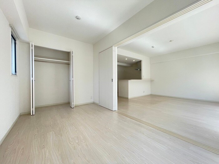 物件内観写真8　(居室)