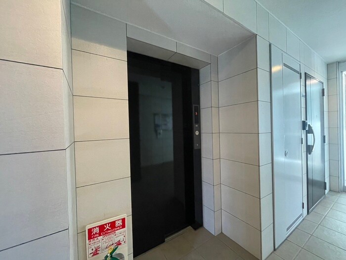 物件外観写真6　(建物設備)