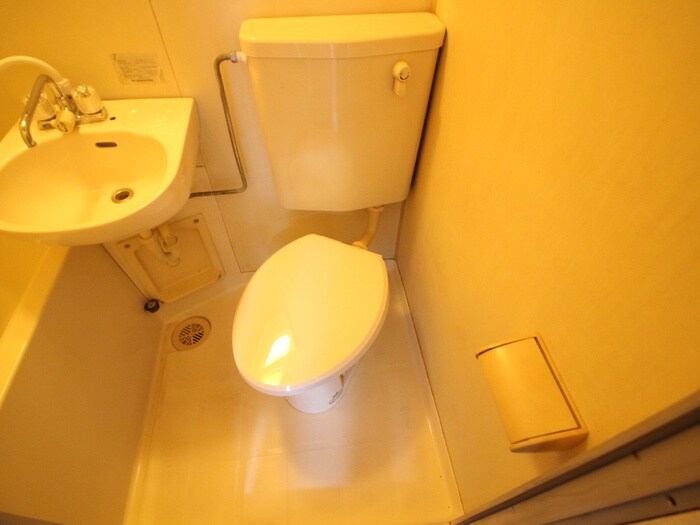 物件内観写真14　(トイレ)