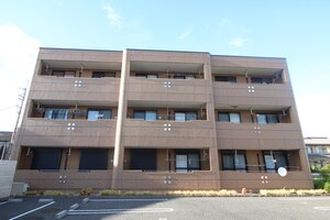 グリスィ－ヌ外観写真