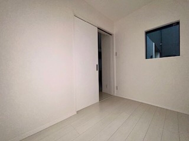 物件内観写真21　(居室)