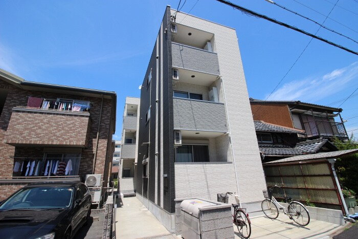 物件外観写真2　(外観写真)