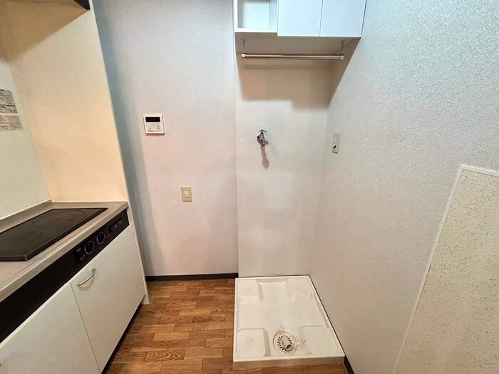 物件内観写真17　(洗濯機置場)