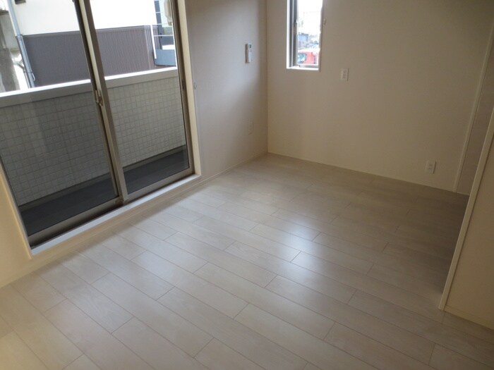 物件内観写真6　(居室)