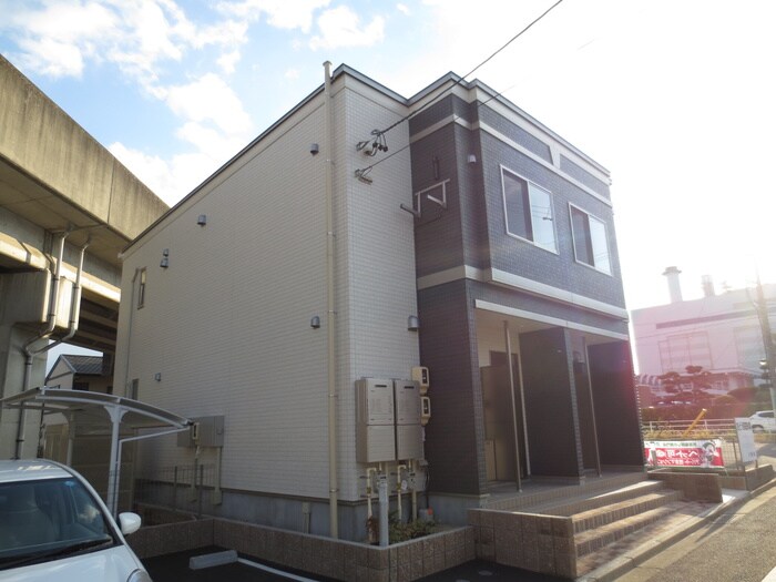 物件外観写真3　(外観写真)