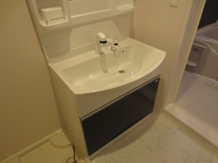 物件内観写真12　(洗面)