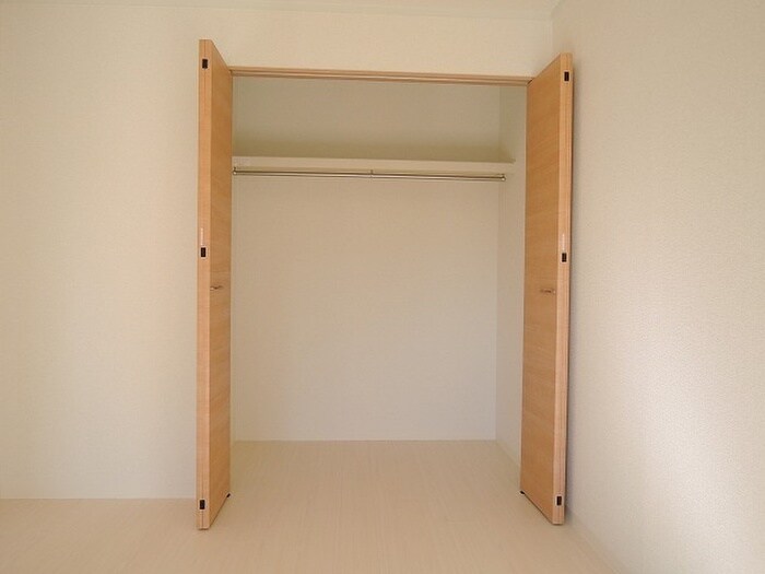 物件内観写真11　(収納)