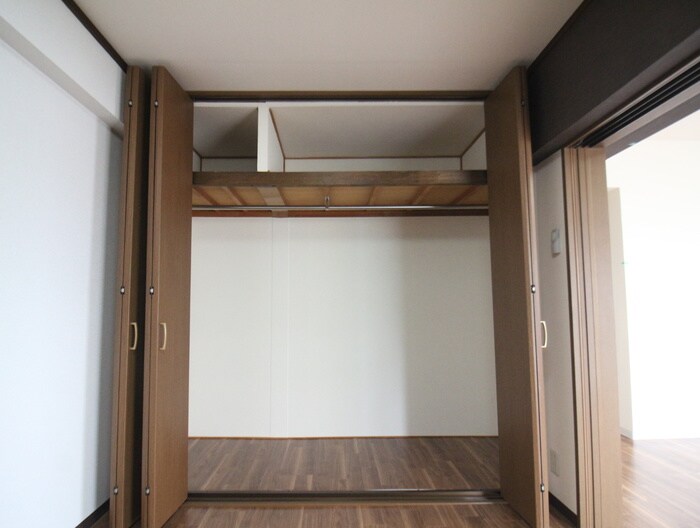 物件内観写真13　(収納)