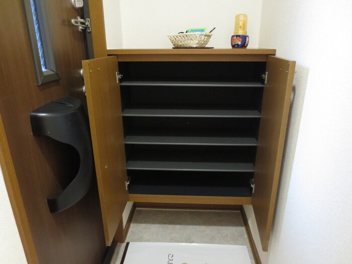 物件内観写真8　(靴箱)