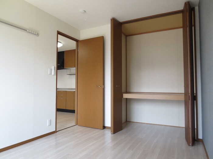 物件内観写真17　(収納)