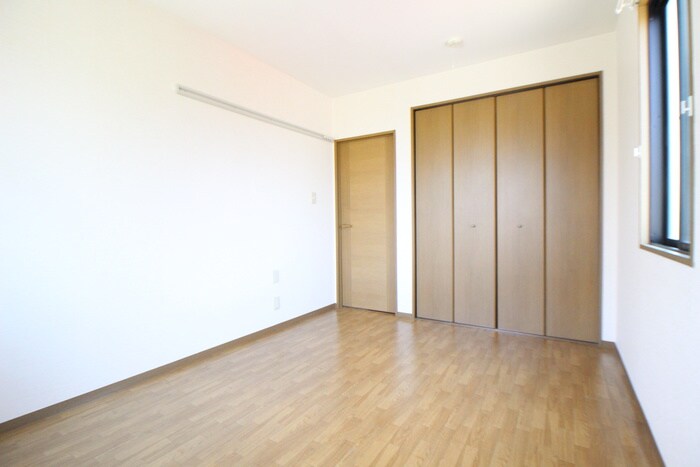 物件内観写真14　(居室)