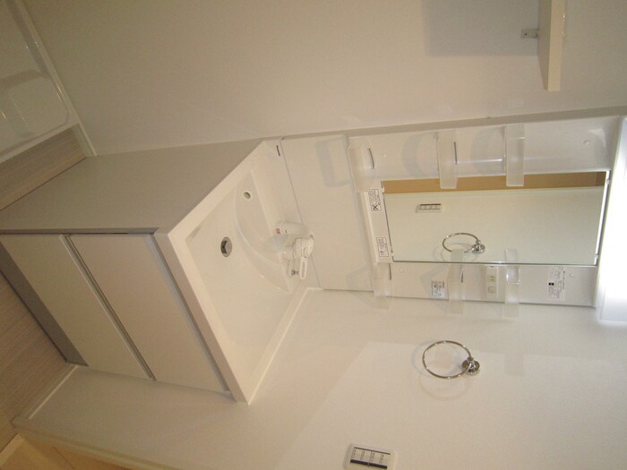 物件内観写真11　(洗面)