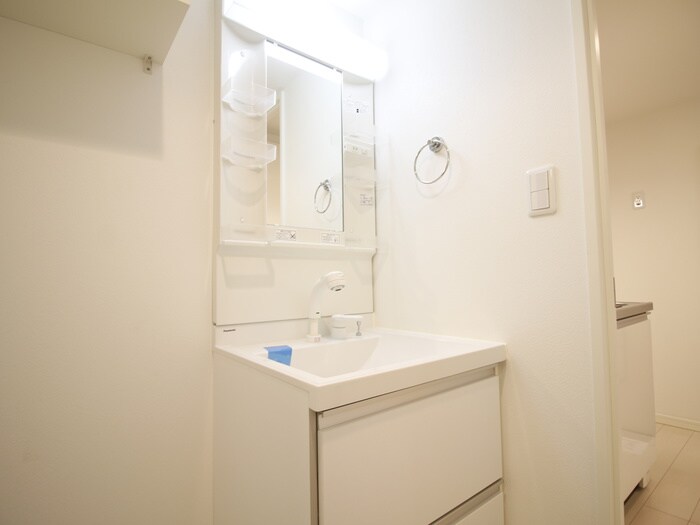 物件内観写真12　(洗面)