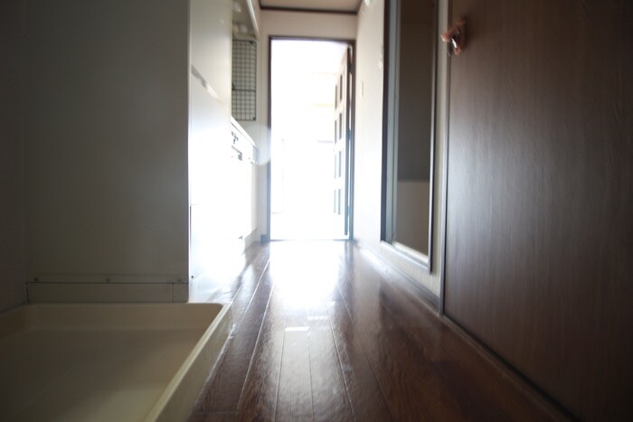 物件内観写真19　(廊下)