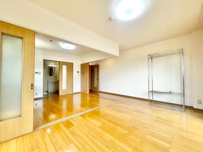 物件内観写真15　(居室)