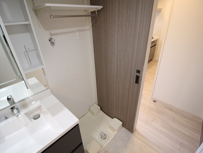 物件内観写真13　(洗面)