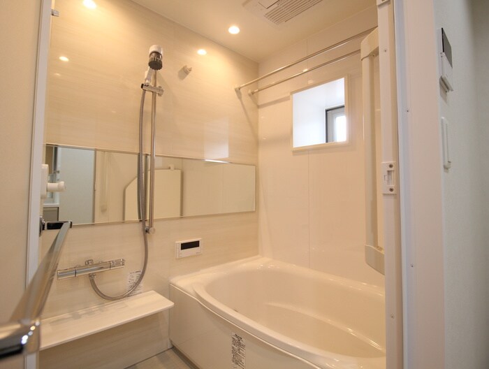 物件内観写真13　(バス／シャワールーム等)