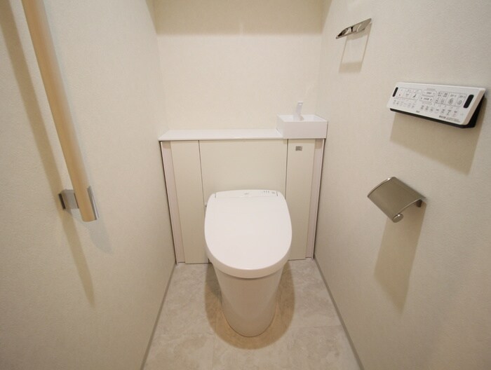 物件内観写真14　(トイレ)