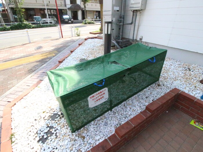 物件外観写真4　(建物設備)