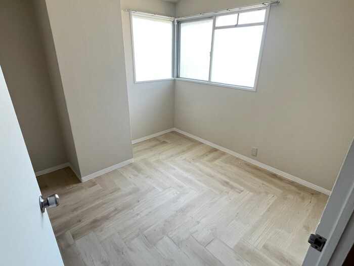 物件内観写真14　(居室)