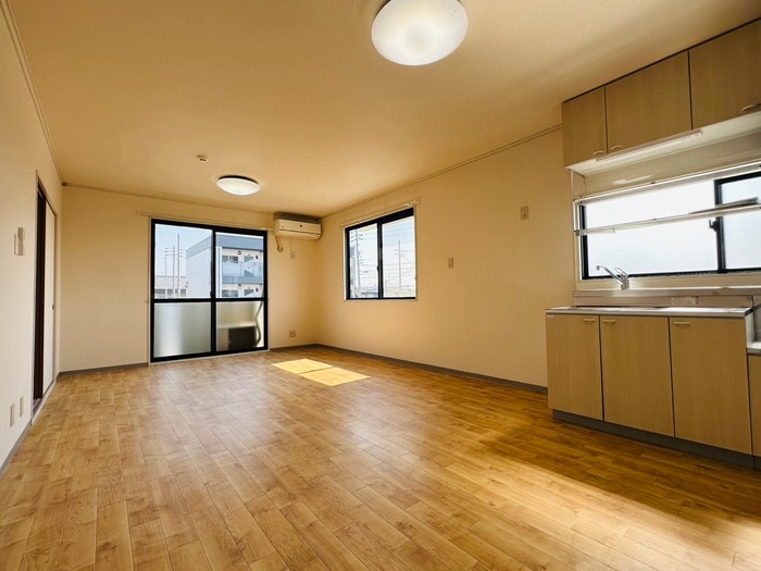 物件内観写真4　(居室)