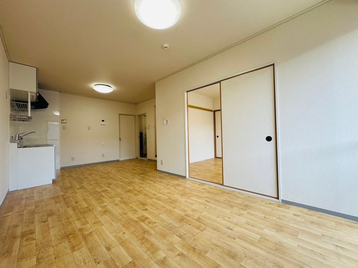 物件内観写真4　(居室)