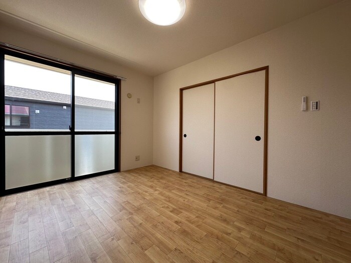 物件内観写真6　(居室)